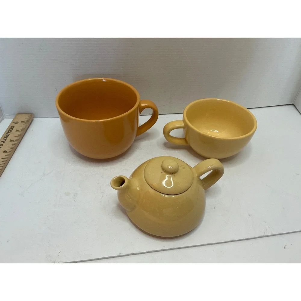 Pier 1 Vintage Tea For One Stacking Teapot and Cafe Au Lait Mug Set Yellow Organ